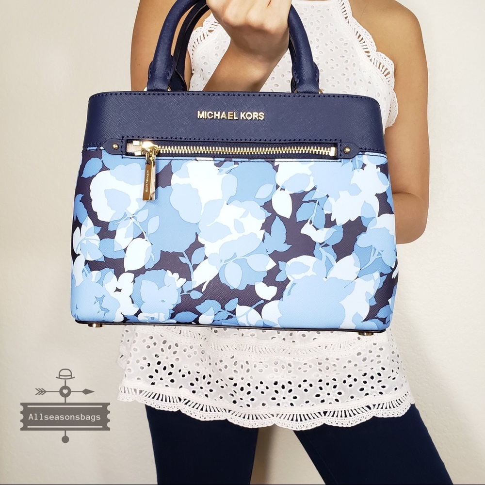 NWT Michael Kors Xs Hailee Satchel Crossbody Navy - Picture 3 of 8